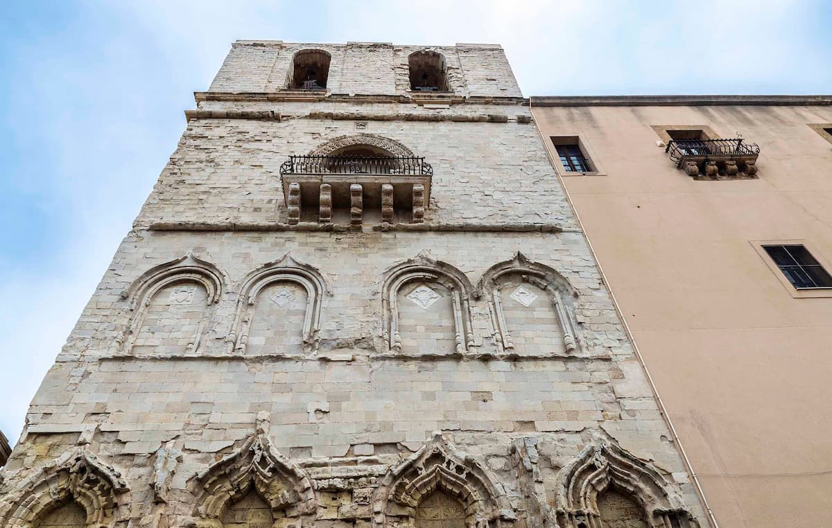 torre campanaria del XV secolo